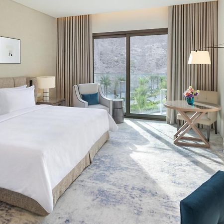 Address Beach Resort Fujairah Al Aqah Luaran gambar Deluxe room