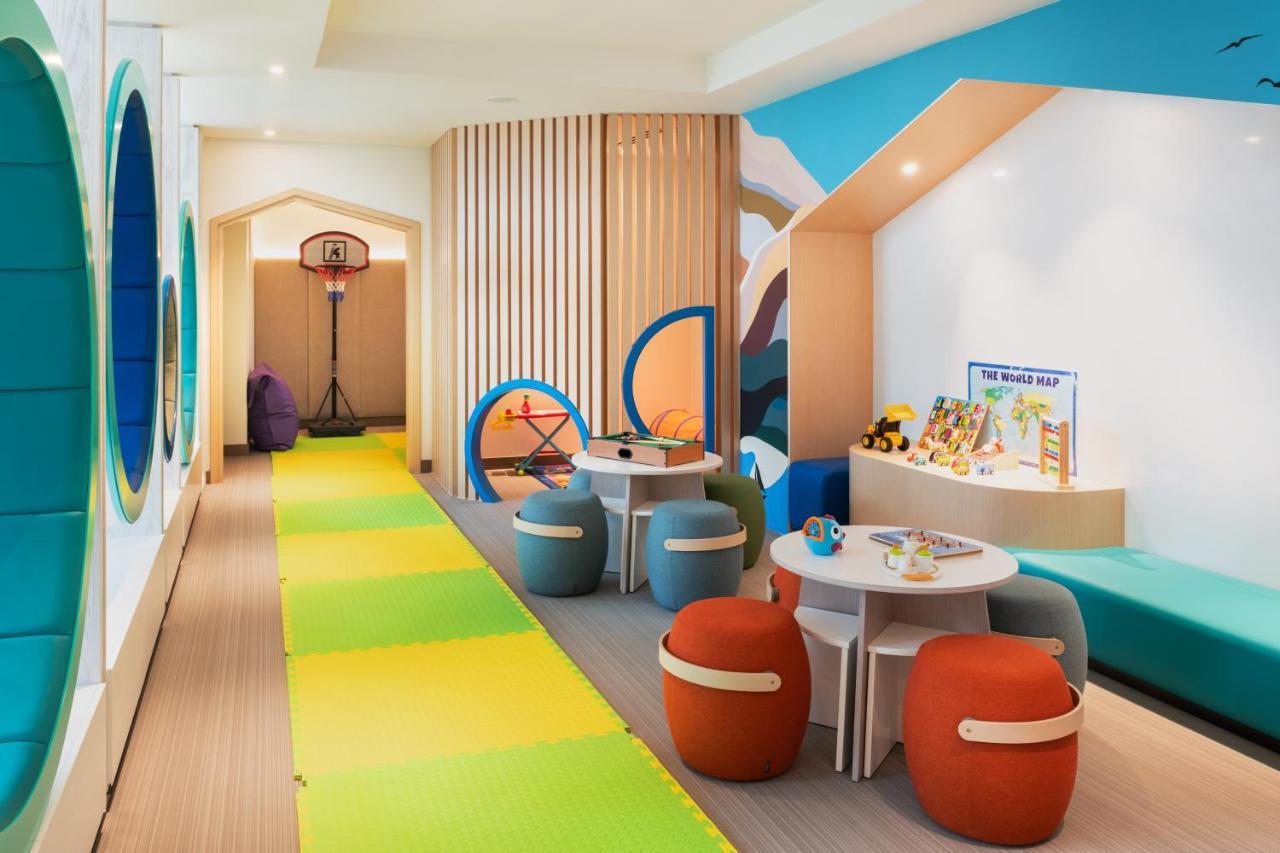 Address Beach Resort Fujairah Al Aqah Luaran gambar The Kids Club at the Renaissance Hotel, Bangkok