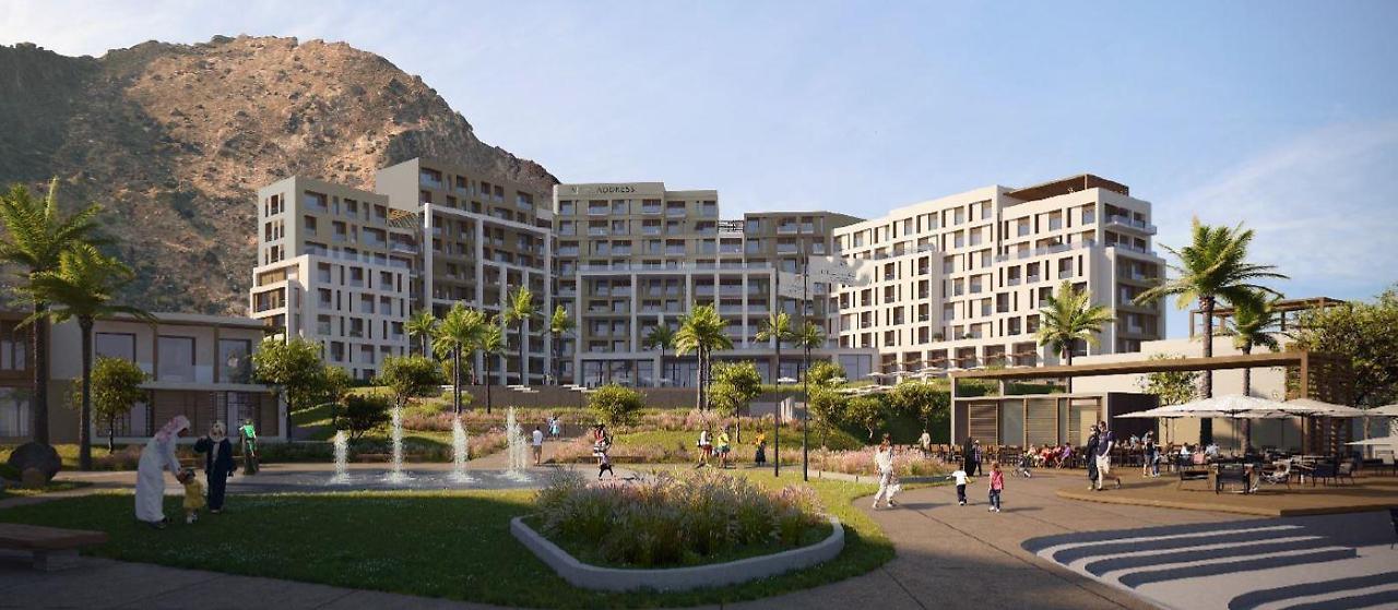Address Beach Resort Fujairah Al Aqah Luaran gambar The new campus of the University of Patras
